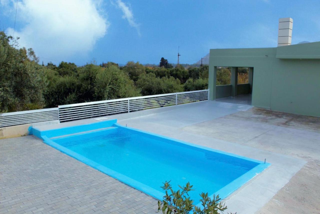 Stella's Country * Kolymbia